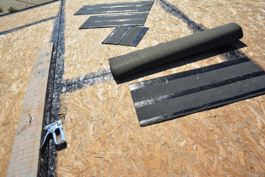 Preparing a roof deck and working tool stapler, having the surface of the roof sheathing clean and smooth before underlayment, felt paper and asphalt shingles installation.